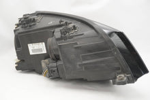 Laden Sie das Bild in den Galerie-Viewer, Frontscheinwerfer VW Caddy III 2K1941015A Links Scheinwerfer Headlight SCH5877827238rv