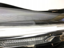 Laden Sie das Bild in den Galerie-Viewer, Frontscheinwerfer Renault Captur II 260104525R LED Rechts Scheinwerfer Headlight