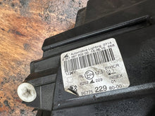 Laden Sie das Bild in den Galerie-Viewer, Frontscheinwerfer Peugeot 308 II 9677523080 Links Scheinwerfer Headlight SCH3864509645ri