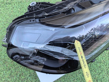 Laden Sie das Bild in den Galerie-Viewer, Frontscheinwerfer BMW 9503470-04 Rechts Scheinwerfer Headlight SCH6387779799wb