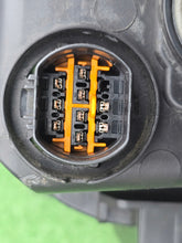 Laden Sie das Bild in den Galerie-Viewer, Frontscheinwerfer Hyundai Ix35 Rechts Scheinwerfer Headlight SCH8959042263xn