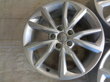 Laden Sie das Bild in den Galerie-Viewer, 4x Alufelge 17 Zoll 7.0" 5x112 47ET Glanz Silber 8S0071497 Audi Tt Rim Wheel FEL1357391913tx