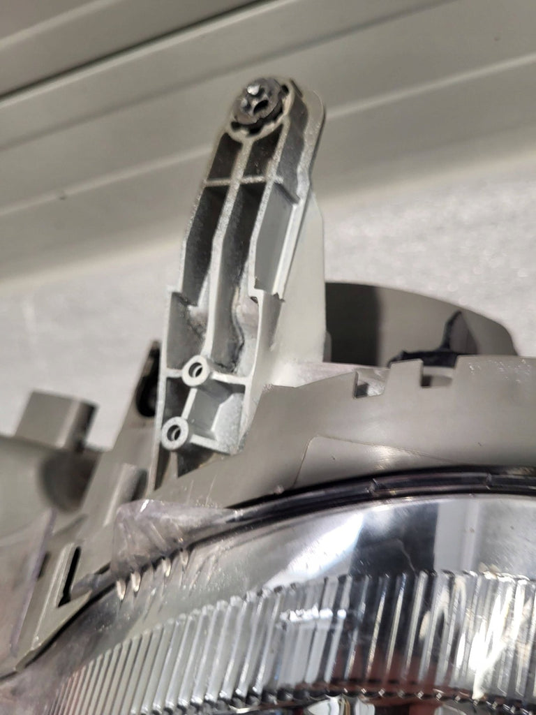 Frontscheinwerfer Mercedes-Benz W203 A2078200159 Xenon Links Headlight SCH4391658286pu