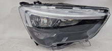 Laden Sie das Bild in den Galerie-Viewer, Frontscheinwerfer Opel E Combo 90145358 9816825980 LED Rechts Headlight