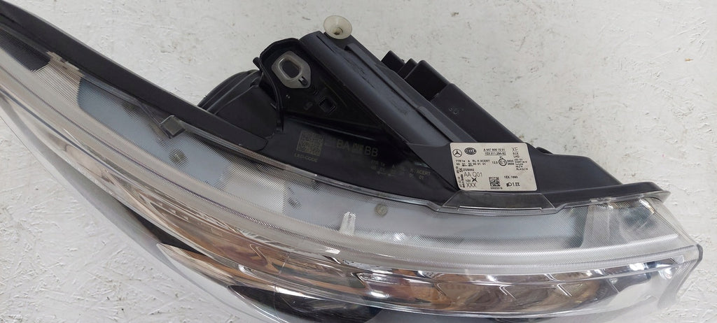 Frontscheinwerfer Mercedes-Benz W447 A4479061501 LED Rechts Headlight