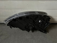 Laden Sie das Bild in den Galerie-Viewer, Frontscheinwerfer Seat Alhambra 7N5941751 Xenon Links Scheinwerfer Headlight