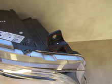 Laden Sie das Bild in den Galerie-Viewer, Frontscheinwerfer Mercedes-Benz Sprinter A9109067200 LED Rechts Headlight