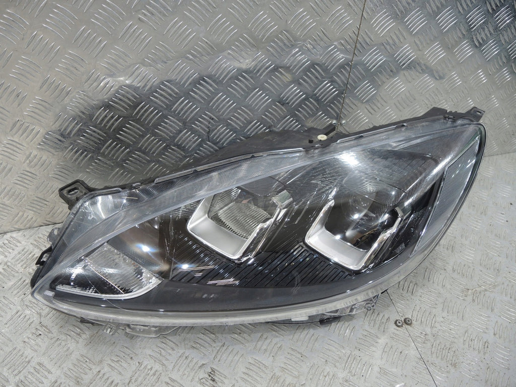 Frontscheinwerfer Ford Kuga LV4B-13W029-AK LV4B-13W030-AK LED Rechts oder Links SCH7825359804yr