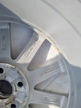 Laden Sie das Bild in den Galerie-Viewer, 4x Alufelge 17 Zoll 7.5" 5x112 51ET Silber 8V0601025DM Audi A3 Rim Wheel FEL3482554278ym