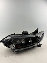 Laden Sie das Bild in den Galerie-Viewer, Frontscheinwerfer Mitsubishi Outlander I ECM921-22E10 S18A2IF1239 Links SCH1487499589kx