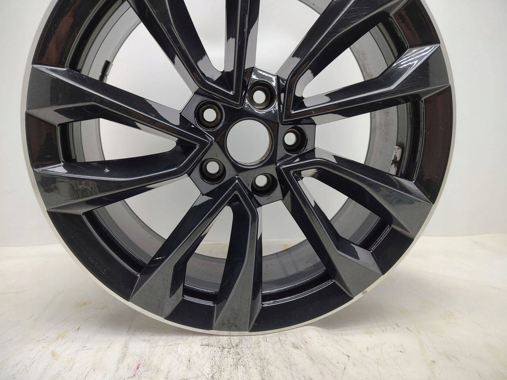 1x Alufelge 18 Zoll 7.0" 5x112 45ET Glanz Schwarz 57A601025AS Skoda Karoq FEL5516924627eu