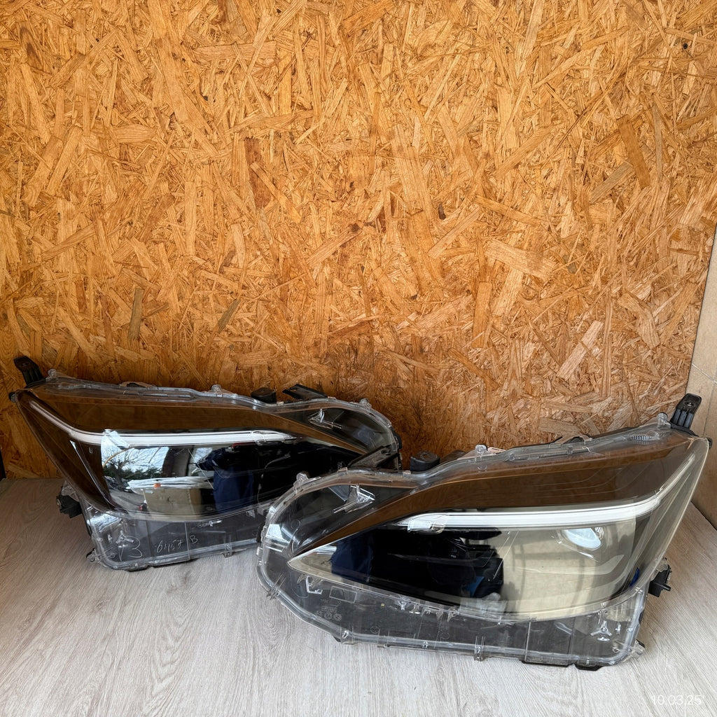 Frontscheinwerfer Toyota Yaris Cross Full LED Ein Satz Scheinwerfer Headlight SCH5572929493wh