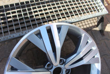 Load image into Gallery viewer, 1x Alufelge 18 Zoll 8.0" 5x112 41ET Glanz Graphit 3G0601025BK- Mg B8 Rim Wheel FEL3723320864hd
