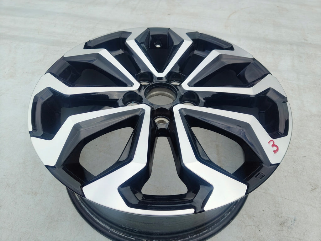 1x Alufelge 17 Zoll 7.0" 5x114.3 50ET 42611-0DK70 Toyota Yaris Cross Rim Wheel FEL1369374379cd