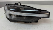 Laden Sie das Bild in den Galerie-Viewer, Frontscheinwerfer Volvo Xc60 32338977 Rechts Scheinwerfer Headlight SCH6586664394fp