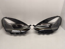 Laden Sie das Bild in den Galerie-Viewer, Frontscheinwerfer Tesla Model 3 1514953-00-D Full LED Rechts oder Links