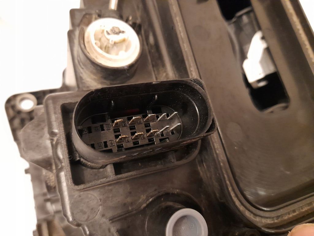 Frontscheinwerfer Mercedes-Benz W463 A4639067602 LED Rechts Headlight SCH2939970743qi