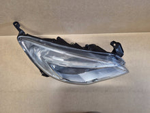 Laden Sie das Bild in den Galerie-Viewer, Frontscheinwerfer Opel Astra J 13253647 1EG01001102 Rechts Headlight SCH7012587287ql