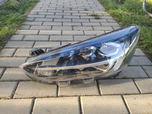 Laden Sie das Bild in den Galerie-Viewer, Frontscheinwerfer Ford Focus MX7B-13E015-EB Full LED Links Headlight