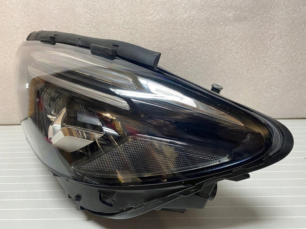 Frontscheinwerfer Mercedes-Benz W247 A2479062503 LED Links Headlight SCH4029137095hr