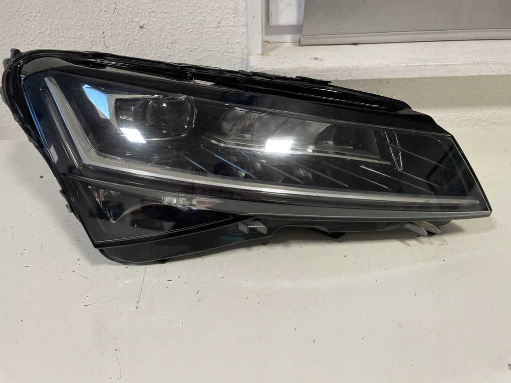 Frontscheinwerfer Skoda Superb III 3V1941015D 3V1941016 LED Rechts oder Links
