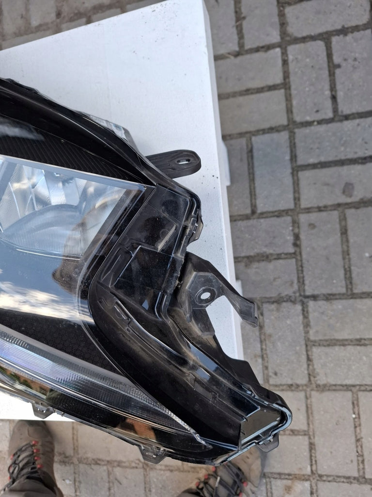 Frontscheinwerfer Toyota Aygo X Rechts Scheinwerfer Headlight SCH6891879288nc