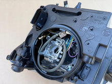 Laden Sie das Bild in den Galerie-Viewer, Frontscheinwerfer Skoda Yeti 5l 5L1941018C Xenon Rechts Scheinwerfer Headlight SCH8519451522ow