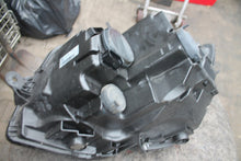 Laden Sie das Bild in den Galerie-Viewer, Frontscheinwerfer VW T6 7E1941016AD Rechts Scheinwerfer Headlight SCH9667245430bm