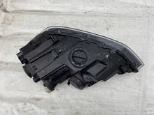 Load image into Gallery viewer, Frontscheinwerfer VW Polo 2G1941006 Rechts Scheinwerfer Headlight