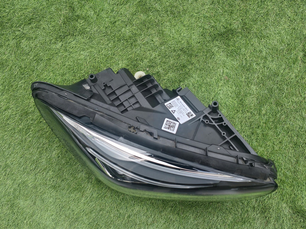 Frontscheinwerfer Mercedes-Benz W247 A2479068405 LED Rechts Headlight SCH2313099740th