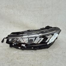 Load image into Gallery viewer, Frontscheinwerfer VW Passat 3J1941005 Full LED Ein Stück (Rechts oder Links) SCH5995836907fu