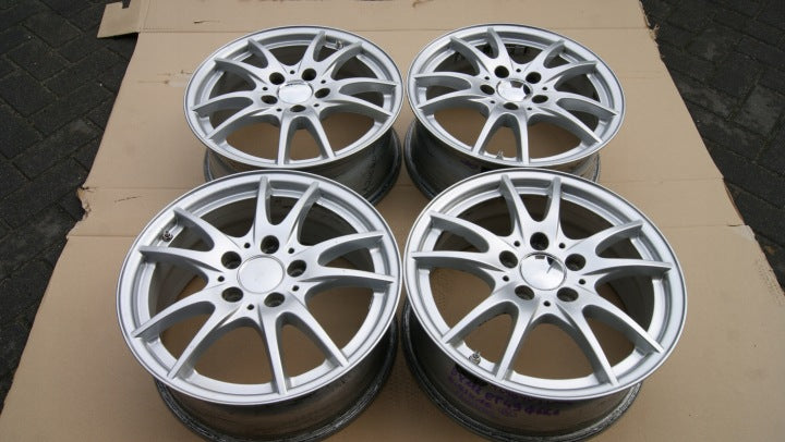 4x Alufelge 16 Zoll 6.5" 5x112 49ET Glanz Silber A2464011302 Mercedes-Benz W246 FEL4336228606pm