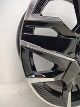 Laden Sie das Bild in den Galerie-Viewer, 1x Alufelge 19 Zoll 5x108 9842668980 Peugeot 3008 Rim Wheel FEL5130574560ff