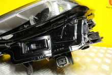 Laden Sie das Bild in den Galerie-Viewer, Frontscheinwerfer Mazda 3 Bp BCJH-510400 LED Links Scheinwerfer Headlight