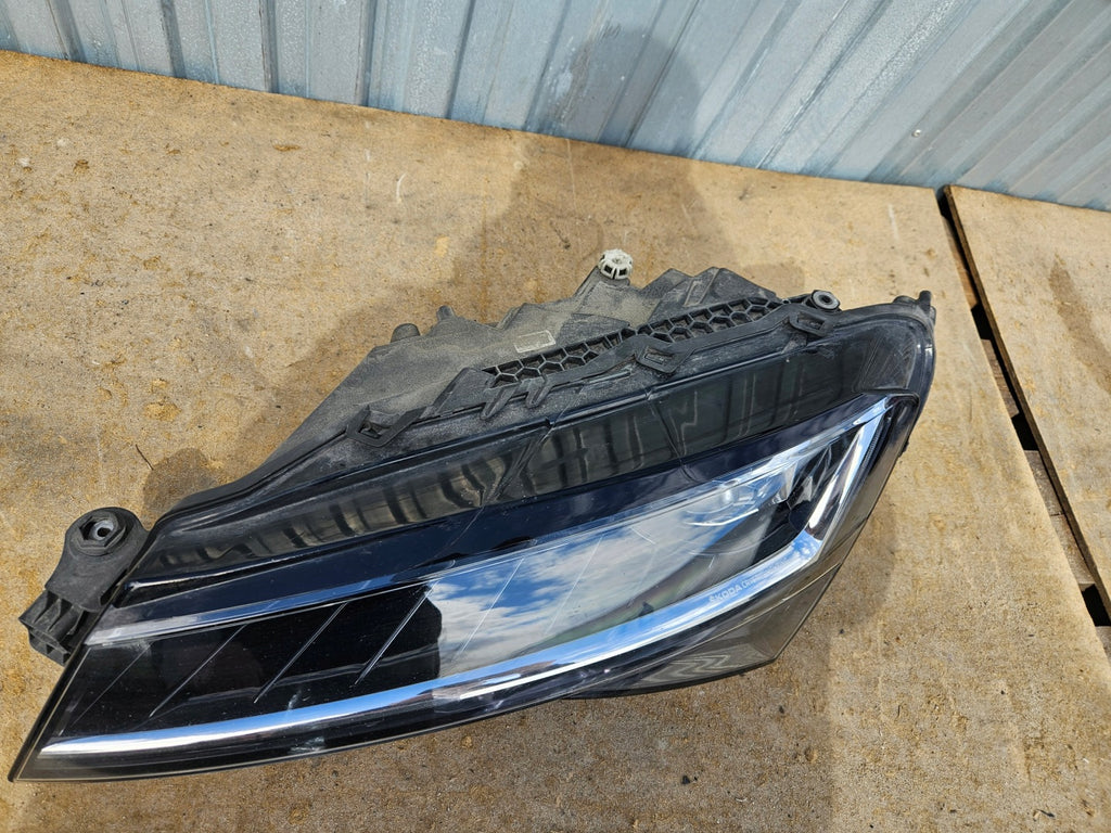 Frontscheinwerfer Skoda Superb III 3V1941015D LED Links Scheinwerfer Headlight SCH9777830501ow