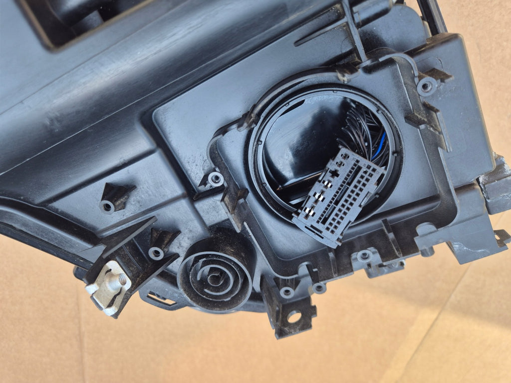 Frontscheinwerfer Cupra Formentor I 5FB941008G 90188326 LED Rechts Headlight SCH2242053803pi