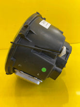 Laden Sie das Bild in den Galerie-Viewer, Frontscheinwerfer Mercedes-Benz W463 Xenon Vorderseite Scheinwerfer Headlight SCH4359042202ch