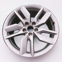 Load image into Gallery viewer, 1x Alufelge 18 Zoll 8.0&quot; 5x112 39ET Glanz Silber 80A601025 Audi Q5 Rim Wheel