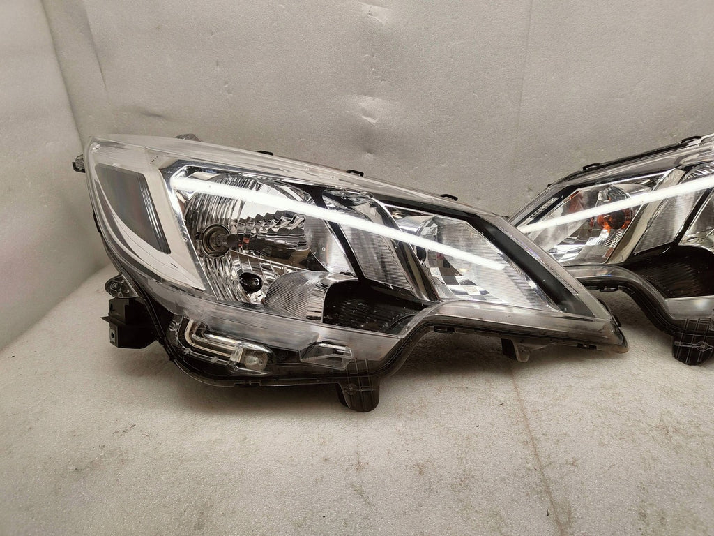 Frontscheinwerfer Mitsubishi Space Star Ein Satz Scheinwerfer Headlight SCH9211591055od