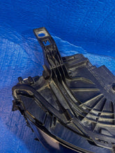 Load image into Gallery viewer, Frontscheinwerfer Opel Astra L 9851881180 LED Rechts Scheinwerfer Headlight SCH3067501657bm