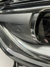 Laden Sie das Bild in den Galerie-Viewer, Frontscheinwerfer Audi A6 174461140N Rechts Scheinwerfer Headlight SCH7671466105sv