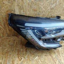 Laden Sie das Bild in den Galerie-Viewer, Frontscheinwerfer Renault Clio I V 260102407R Rechts Scheinwerfer Headlight SCH2898001815ln