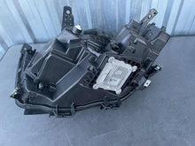 Laden Sie das Bild in den Galerie-Viewer, Frontscheinwerfer Renault 260103381R LED Rechts Scheinwerfer Headlight