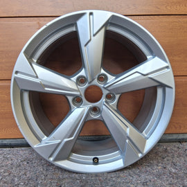 1x Alufelge 18 Zoll 8.0
