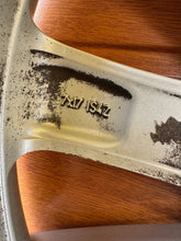 Laden Sie das Bild in den Galerie-Viewer, 1x Alufelge 17 Zoll 7.0&quot; 5x105 42ET OP067 Opel Astra J Mokka X Rim Wheel