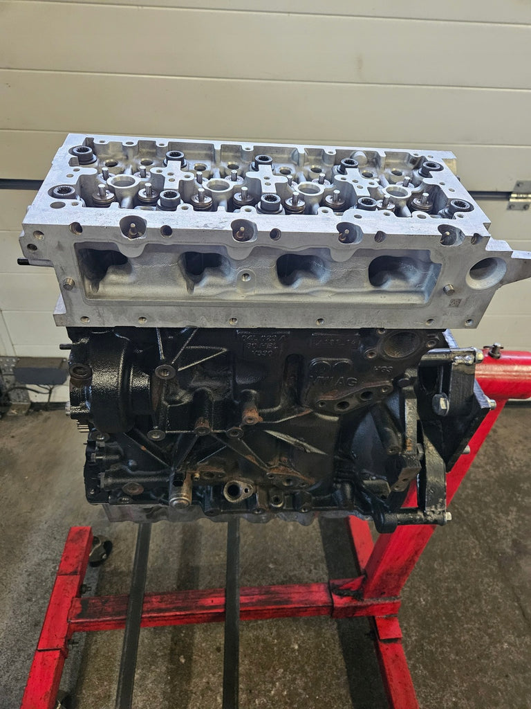 Motor Audi VW A3 Passat CLH 1.6 TDI 105PS 77kW Diesel Engine Unkomplett
