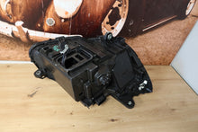 Laden Sie das Bild in den Galerie-Viewer, Frontscheinwerfer Mercedes-Benz W205 A2058200561 LED Links Headlight SCH9788176261xj