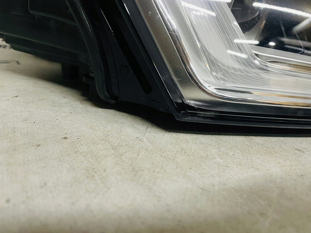 Frontscheinwerfer Audi Q3 8U0941034 Rechts Scheinwerfer Headlight SCH7071145113bj