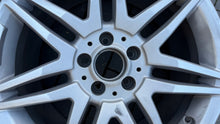 Load image into Gallery viewer, 1x Alufelge 18 Zoll 8.5" 5x112 54ET Glanz Silber A2044010704 Mercedes-Benz FEL4822349992ch