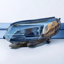 Laden Sie das Bild in den Galerie-Viewer, Frontscheinwerfer Opel Vivaro Zafira Life 9832837680 Xenon Links Headlight